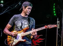 Greg Howe